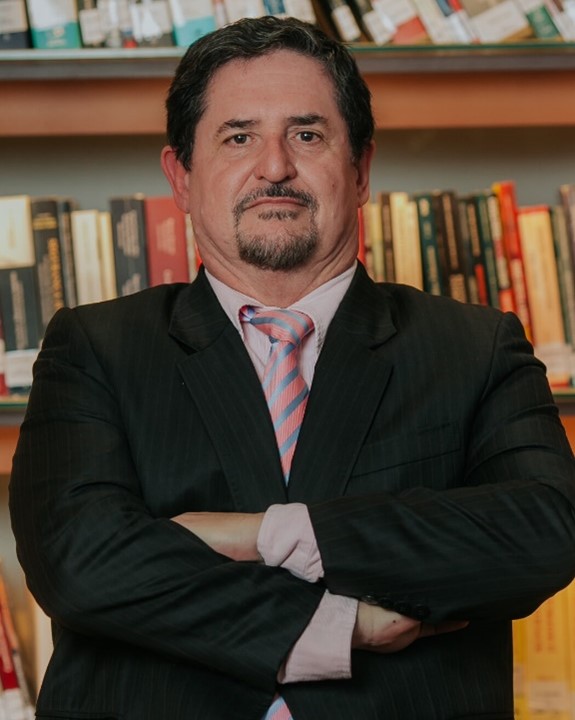Dr. Onofre Alves Batista Jr.